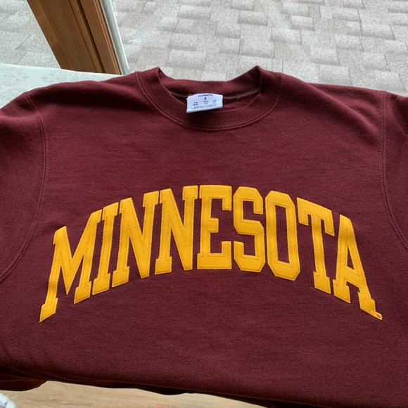 Champion Sweaters - Donated - Champion Maroon & Gold Minnesota Embroidered Crewneck Size Small